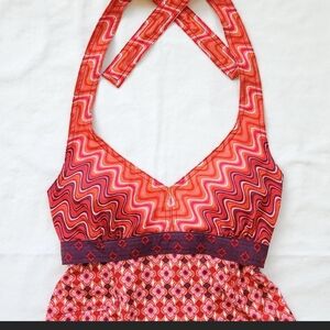 Athleta pack everywhere sundress. Beautiful, vibrant chevron.